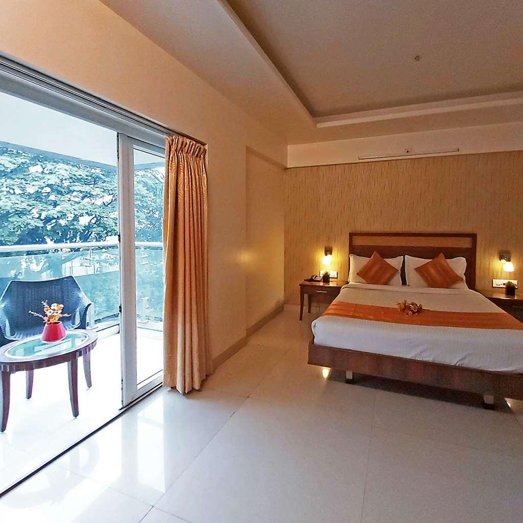 Quality Inn Mint Pune Chambre photo