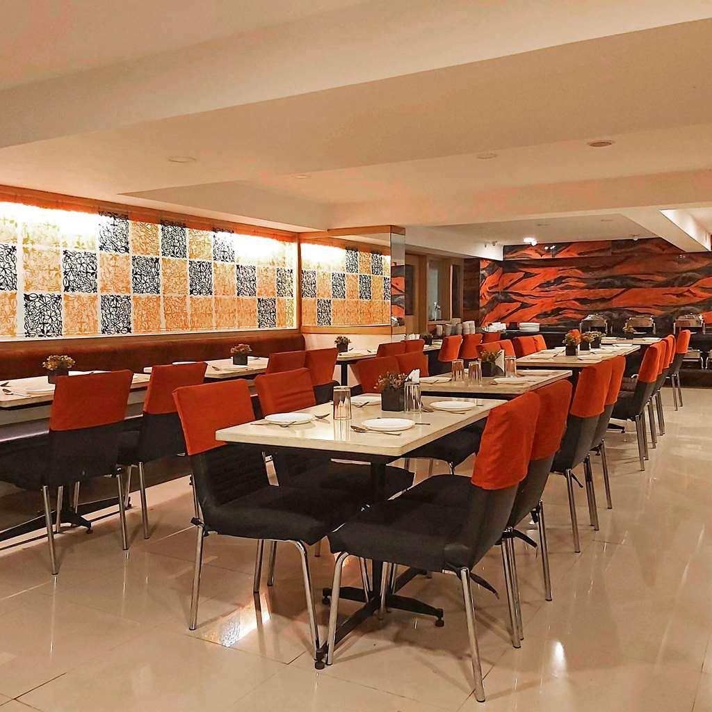 Quality Inn Mint Pune Extérieur photo