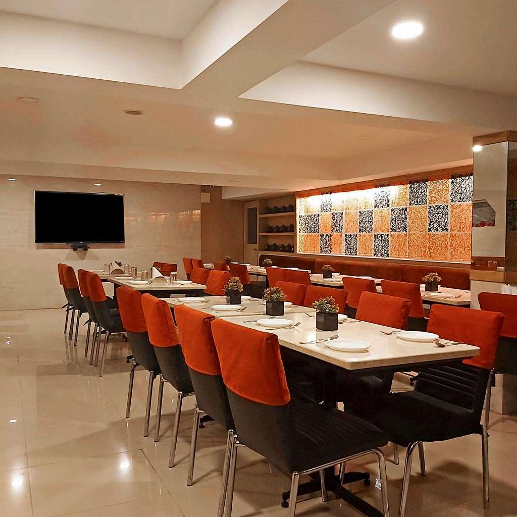 Quality Inn Mint Pune Extérieur photo