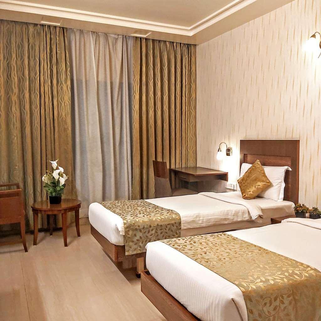 Quality Inn Mint Pune Chambre photo
